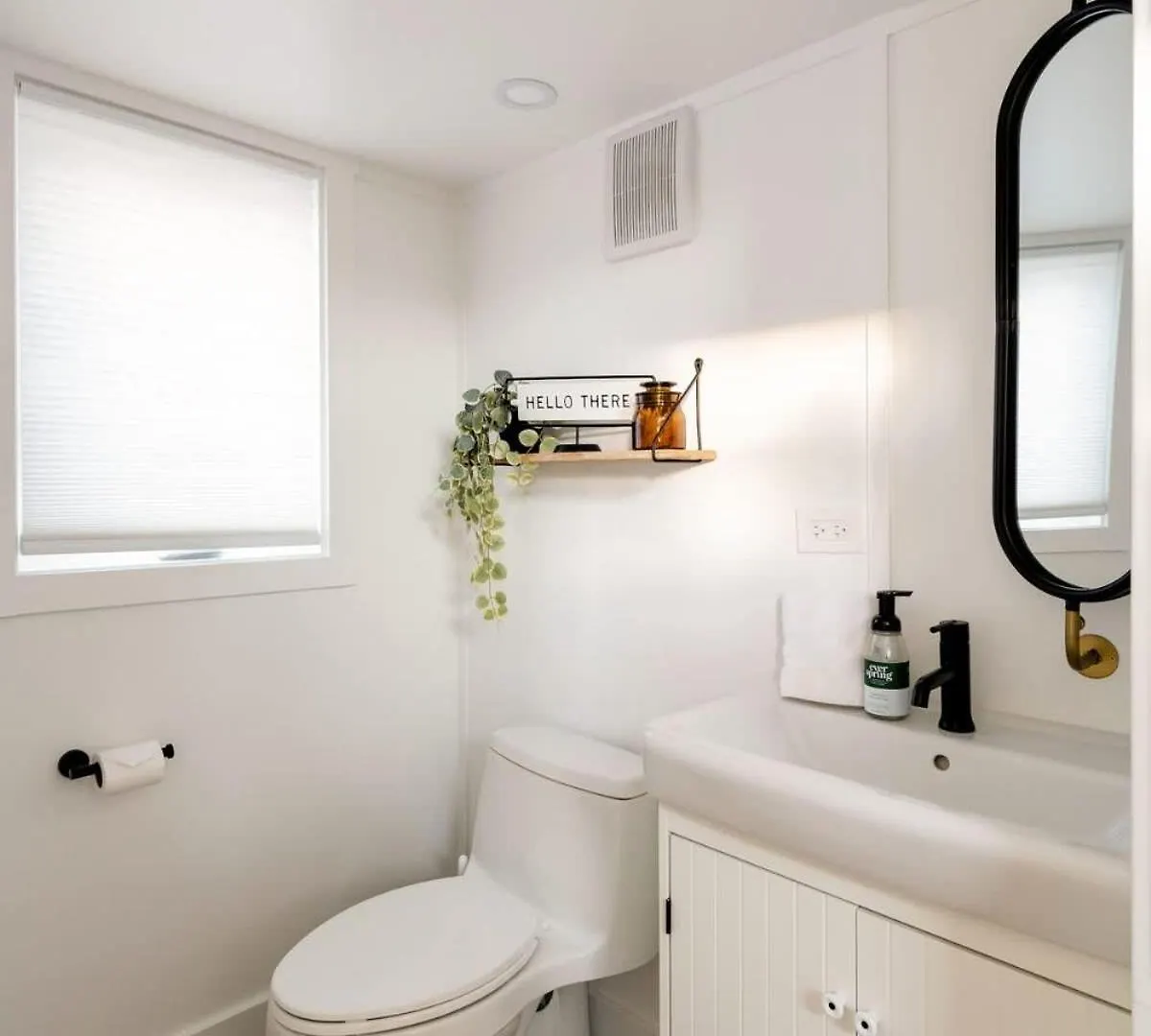 아파트 Stay Portland Collection - The Graffiti Alley Tiny House - Food, Art & Beer 미국